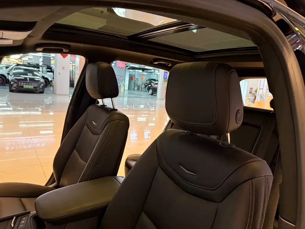 Cadillac XT5 2022 — фото 20