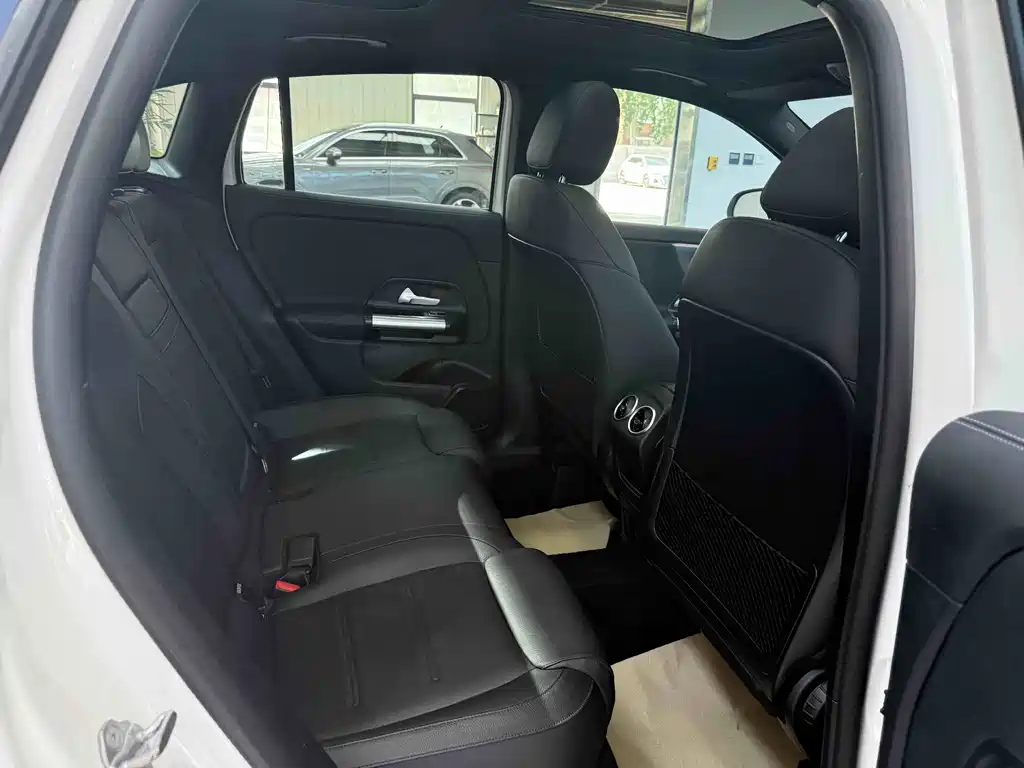 Mercedes-Benz GLA 2022 — фото 16