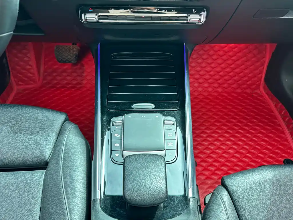 Mercedes-Benz GLB 2022 — фото 15