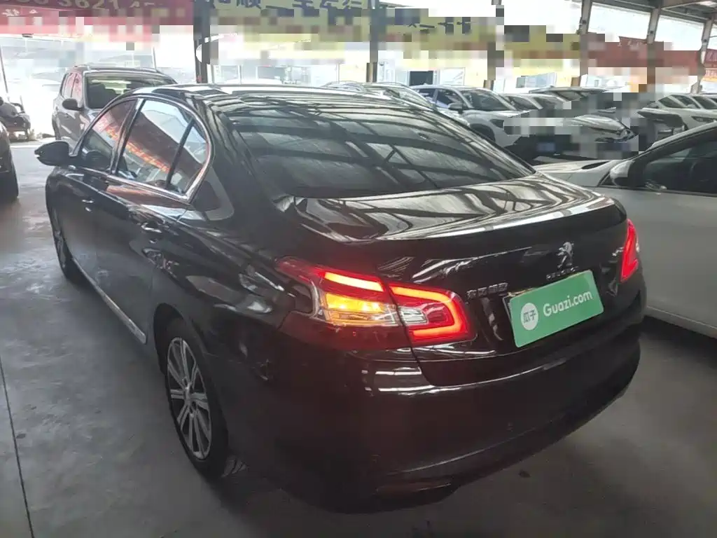 Peugeot 408 2016