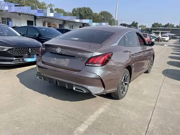 MG MG5 2021