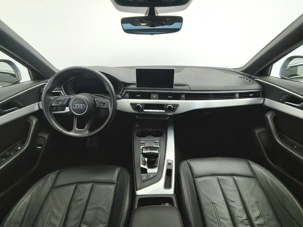 Audi A4L 2019 — фото 5