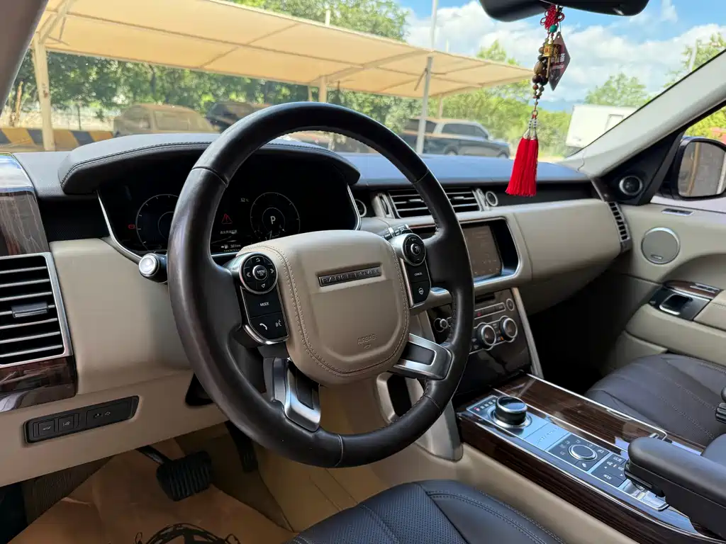 Land Rover Range Rover 2017 — фото 17