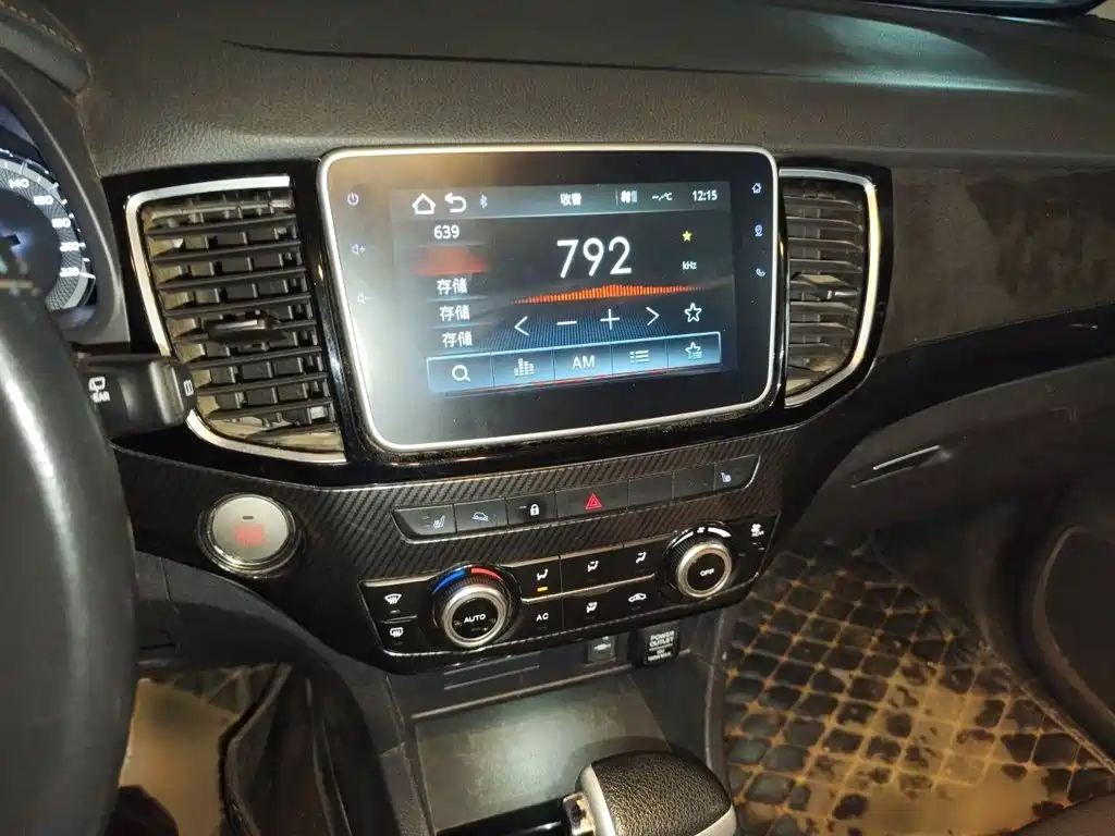 Isuzu Mu-X Shepherd 2019 — фото 6