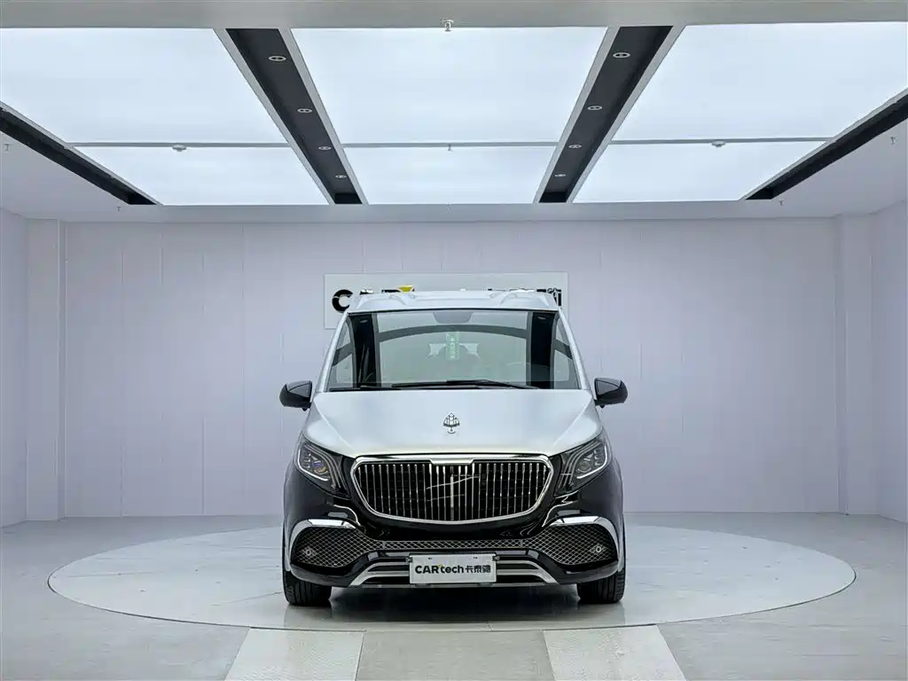 Mercedes-Benz Vito 2023 — фото 3