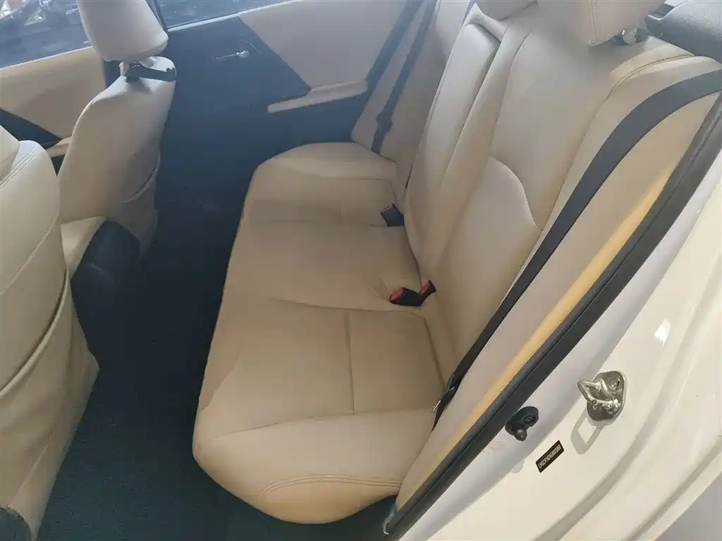 Honda Accord 2016 — фото 13