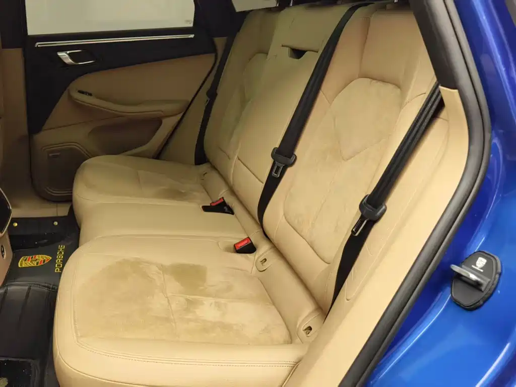Porsche Macan 2019 — фото 10
