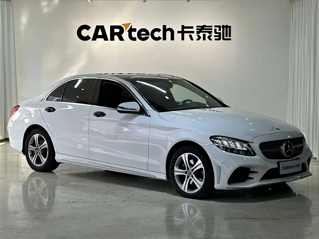 Mercedes-Benz C-Class 2021