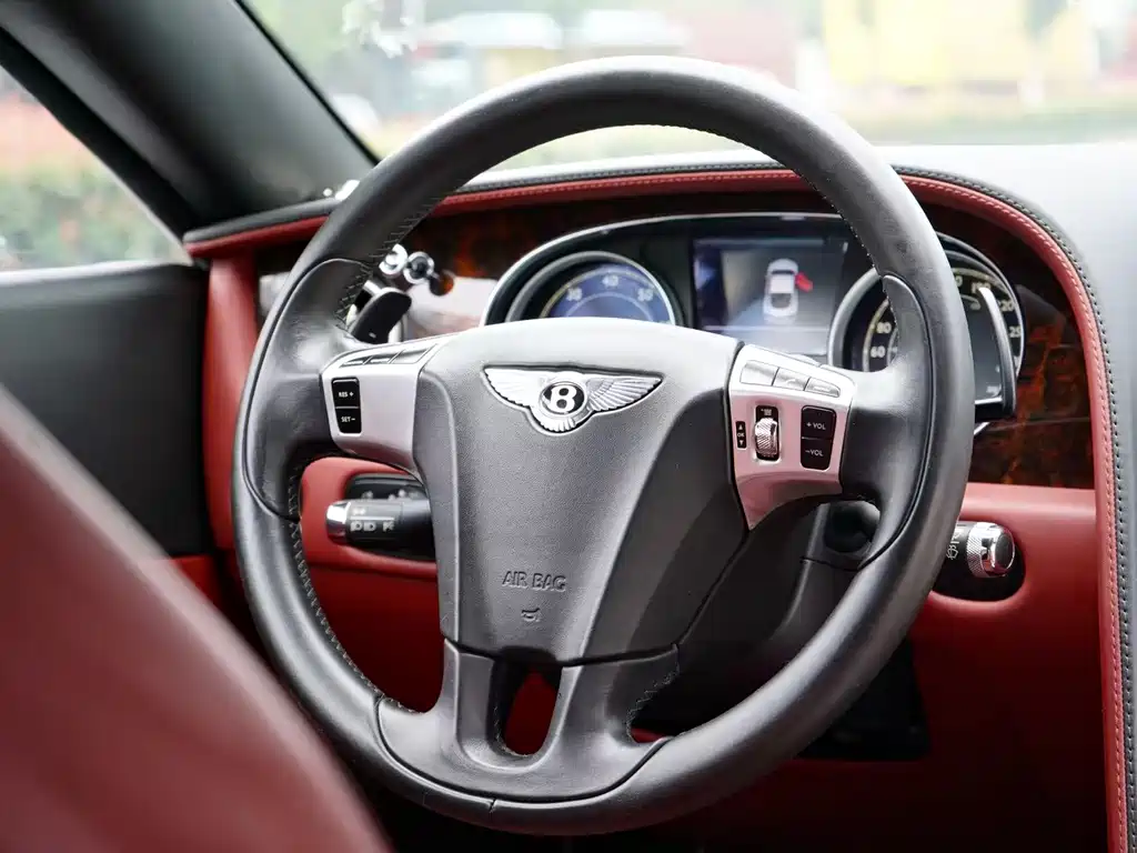 Bentley Continental 2014