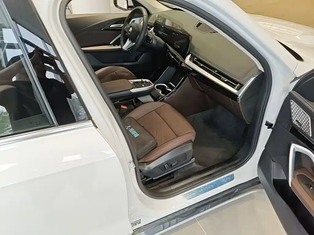BMW X1 2025 — фото 11