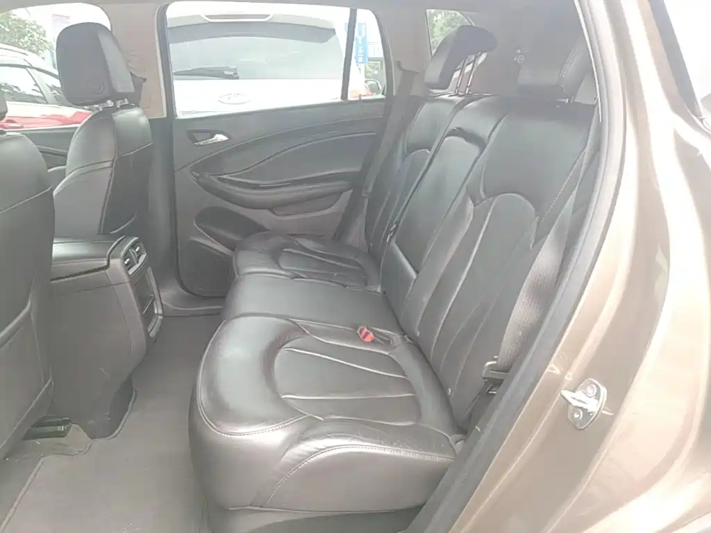 Buick Envision Plus 2018 — фото 17