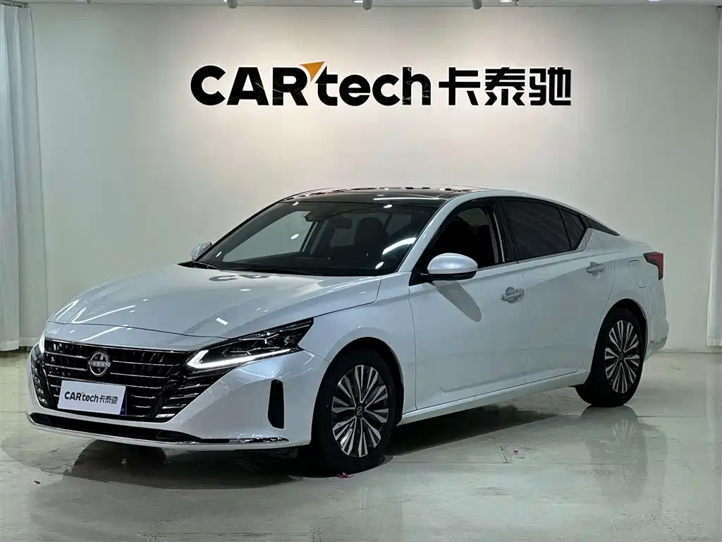 Nissan Teana 2024