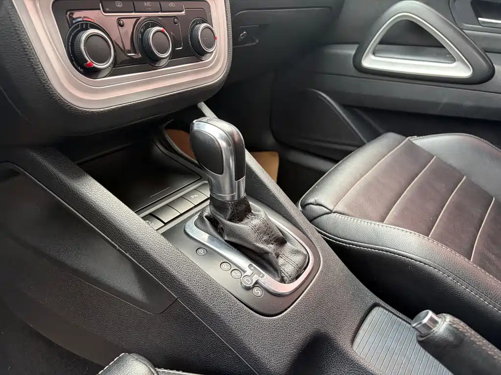 Volkswagen Scirocco 2015 — фото 9