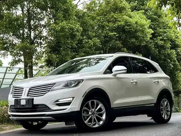 Lincoln MKC 2017