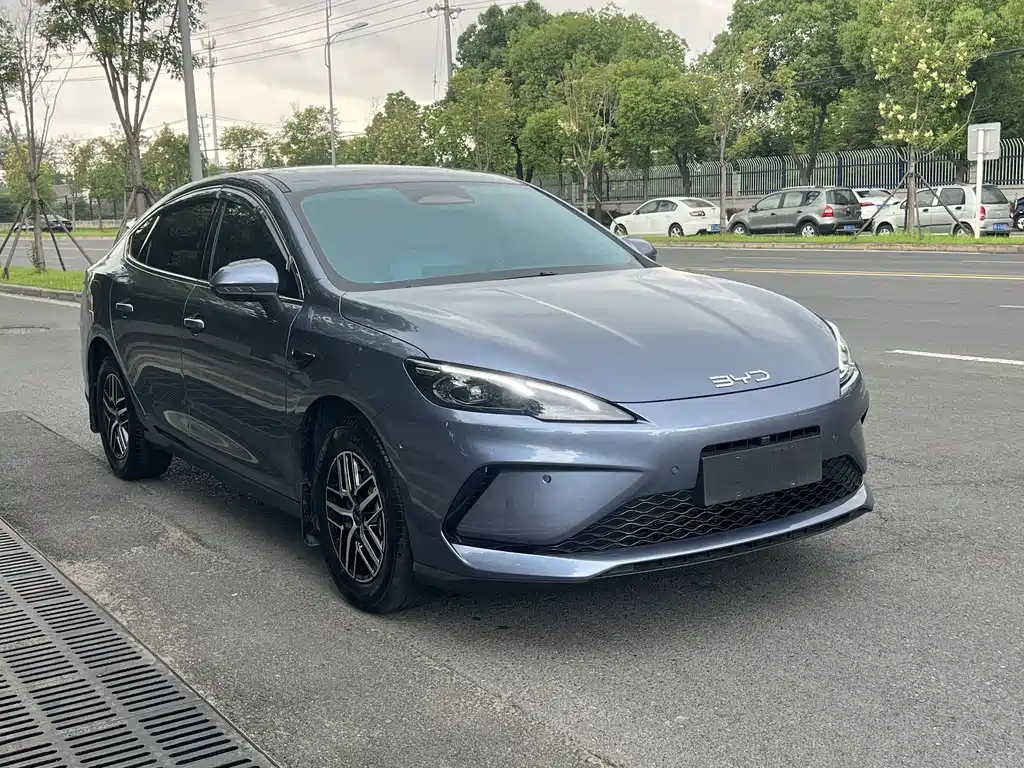 BYD Seal 05 DM-i 2025 — фото 3