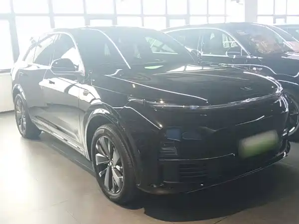 Li Auto L7 2025