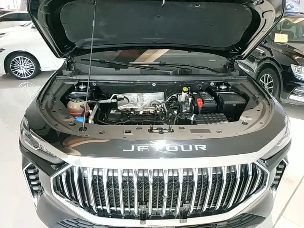 Jetour X70 PLUS 2025 — фото 15