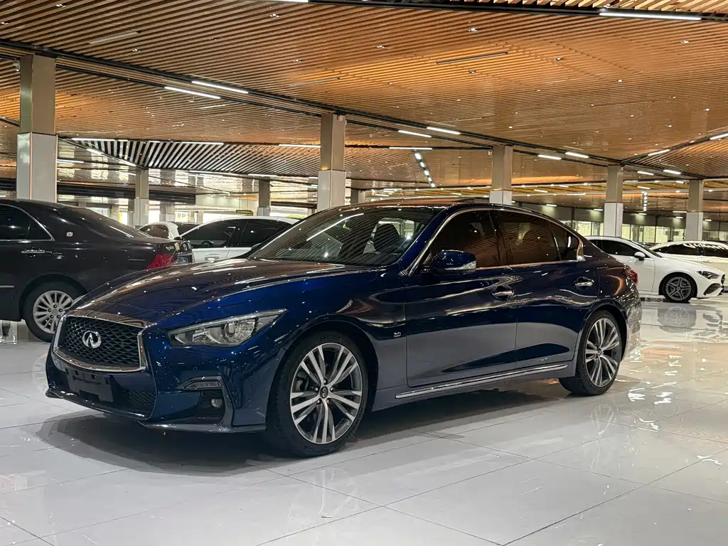 Infiniti Q50L 2018 — фото 1