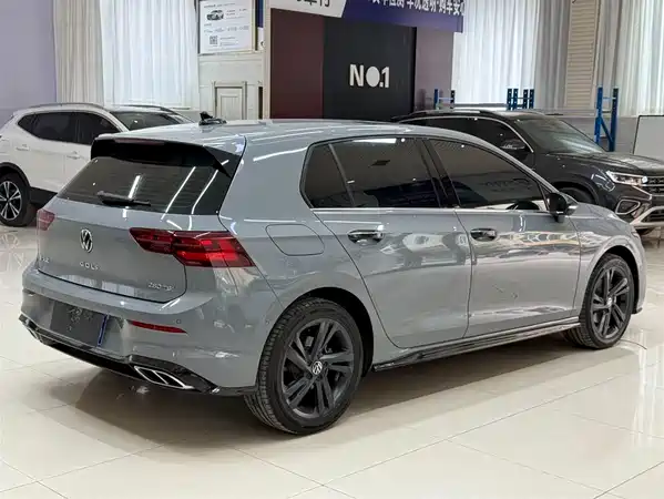 Volkswagen Golf 2023