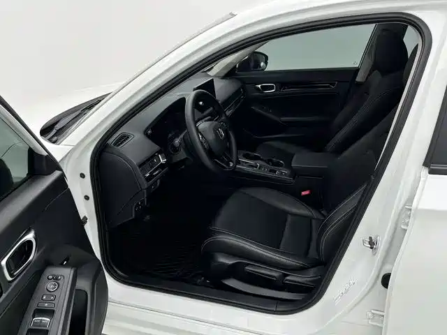 Honda Civic 2025 — фото 17