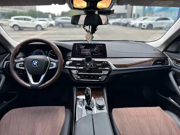 BMW 5 Series 2018