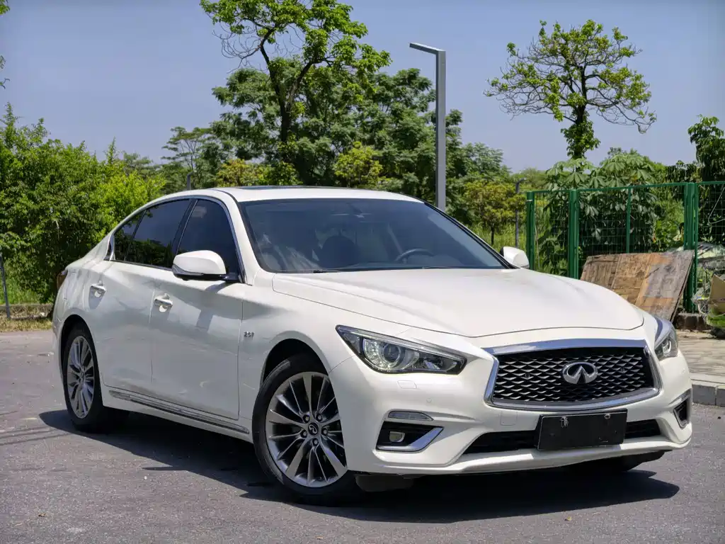 Infiniti Q50L 2019 — фото 3