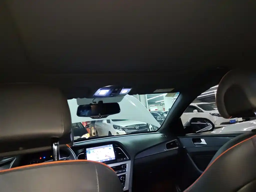 Hyundai Sonata 2016 — фото 18