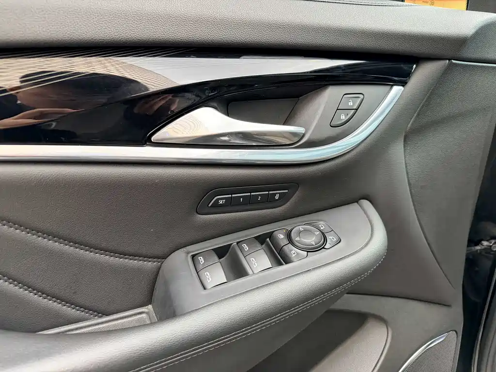 Buick Enclave 2021