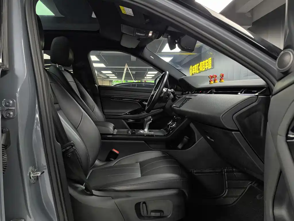 Land Rover Evoque 2019 — фото 12