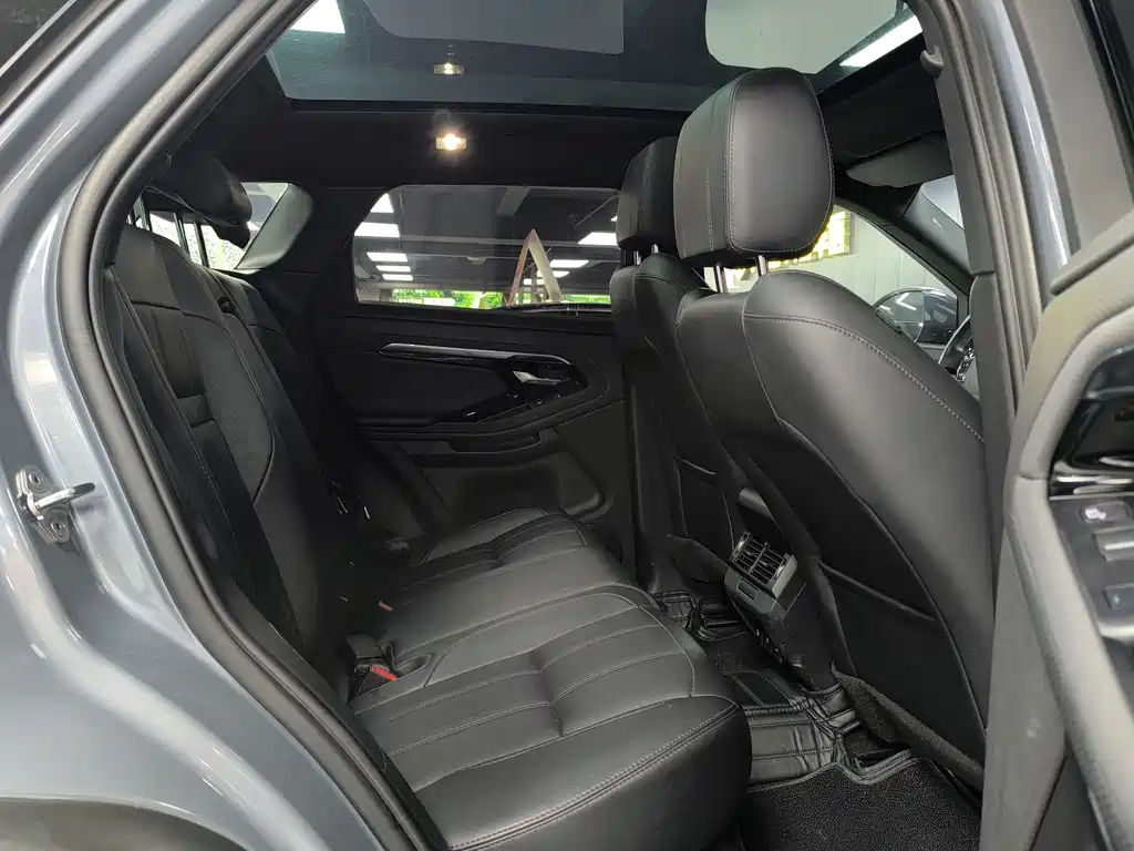 Land Rover Evoque 2019 — фото 15