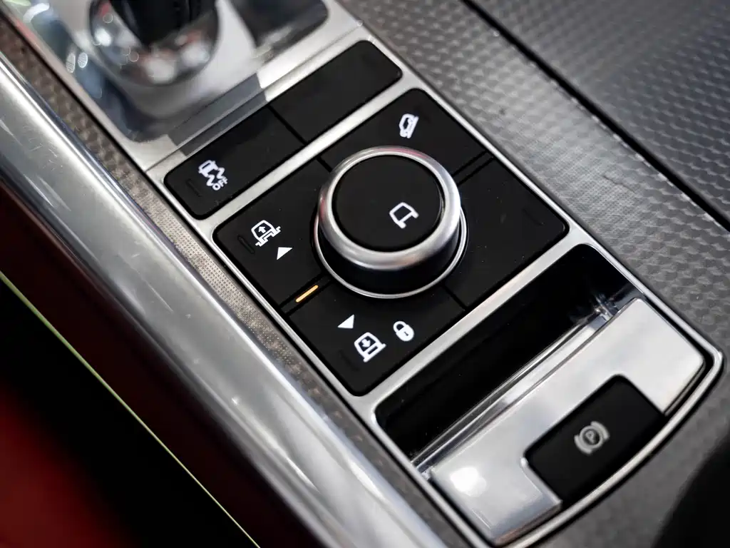 Land Rover Sport 2021 — фото 17
