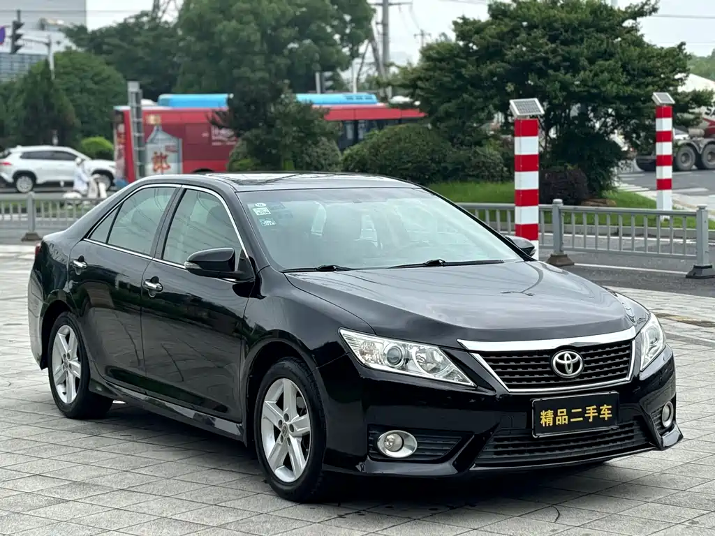 Toyota Camry 2014