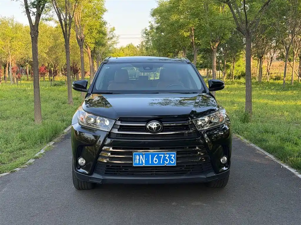 Toyota Highlander 2020 — фото 2