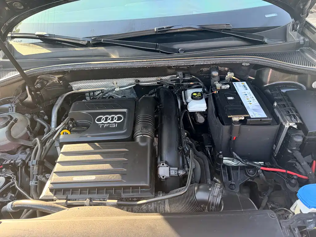 Audi Q3 2021 — фото 13