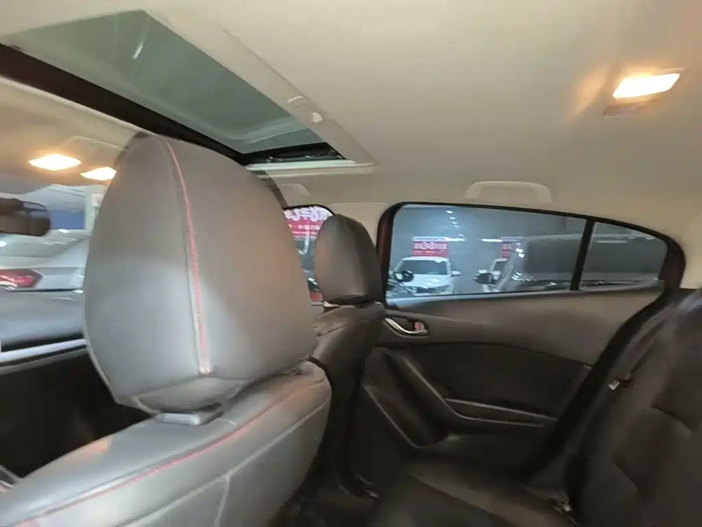 Mazda 3 Angkesela 2015 — фото 18