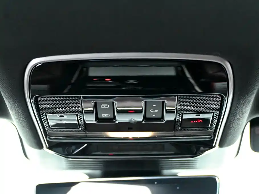 Land Rover Range Rover Sport 2025 — фото 34
