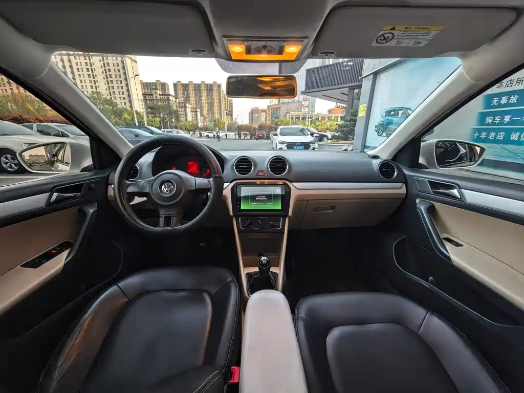 Volkswagen Jetta 2016 — фото 4