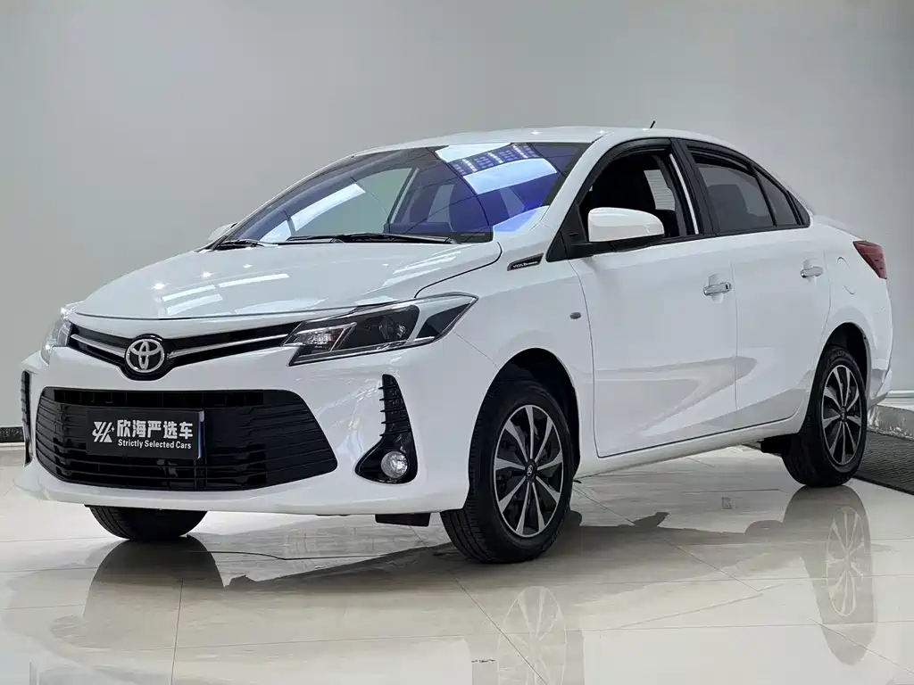 Toyota Vios 2023 — фото 1