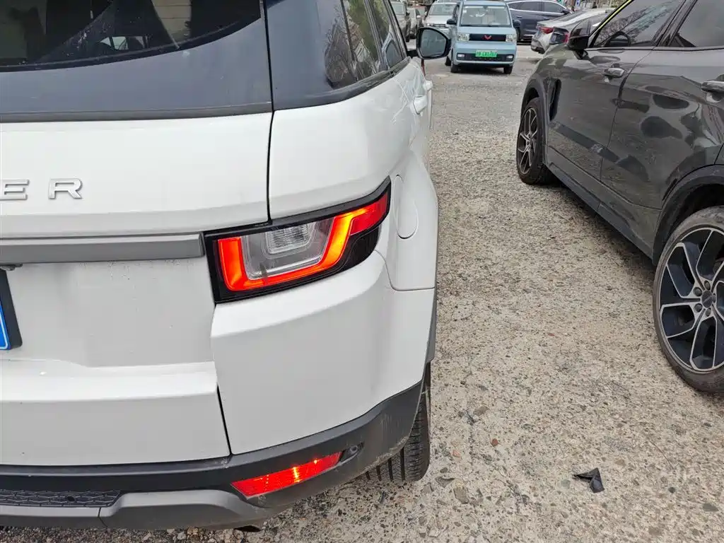 Land Rover Evoque 2019 — фото 8