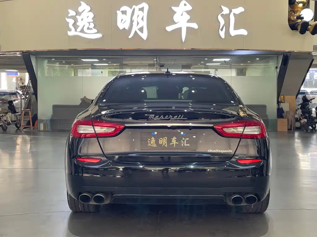 Maserati Quattroporte 2015 — фото 9