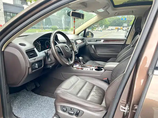 Volkswagen Touareg 2015