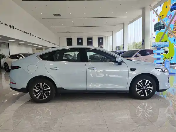 BYD Qin PLUS 2025