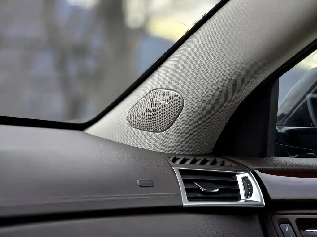 Cadillac SRX 2013 — фото 19