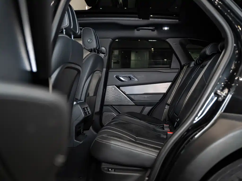 Land Rover Velar 2021 — фото 19