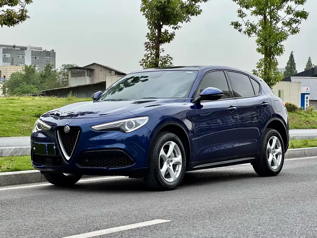 Alfa Romeo Stelvio 2018
