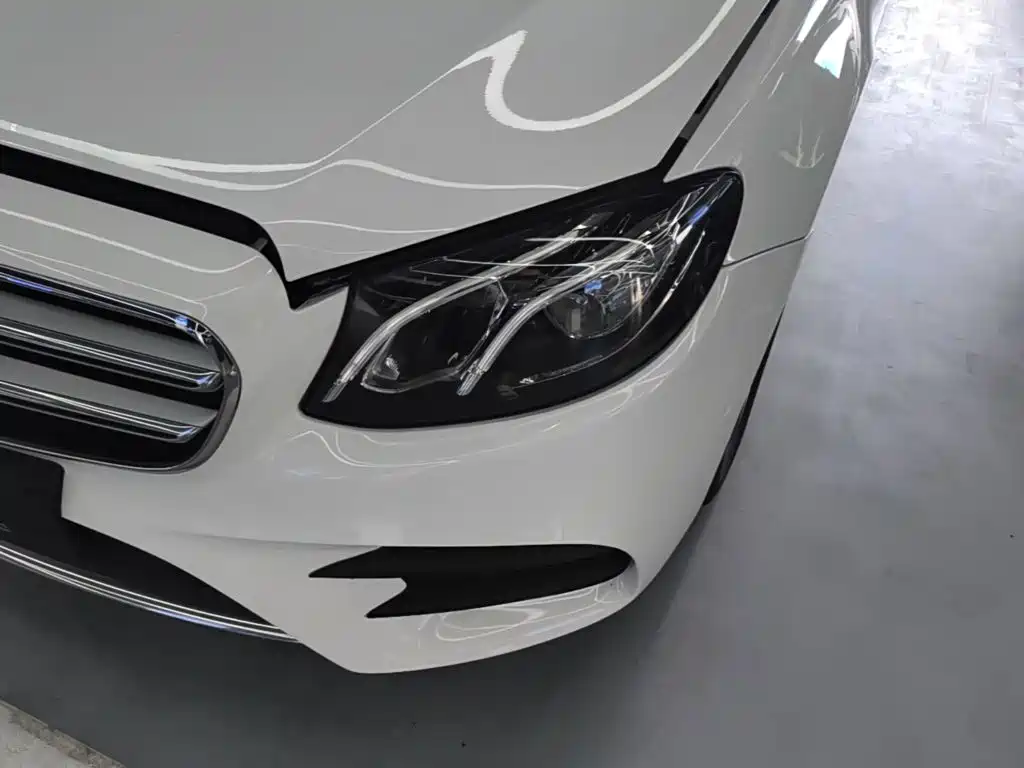 Mercedes-Benz E-Class 2019 — фото 24