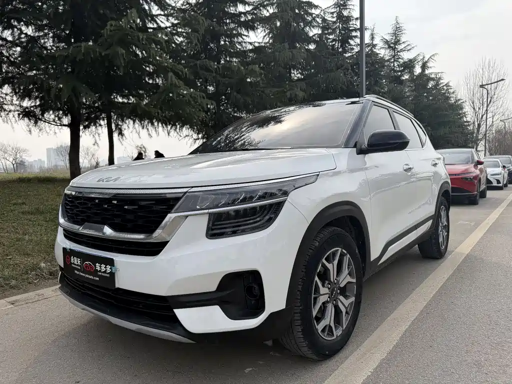 Kia KX3 2021 — фото 1