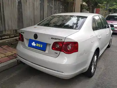 Volkswagen Sagitar 2012