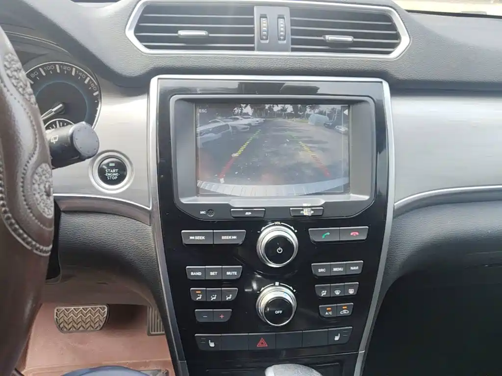 Haval H2 2015 — фото 13