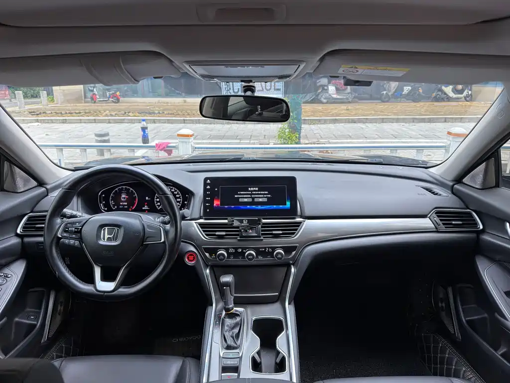 Honda Accord 2022 — фото 4
